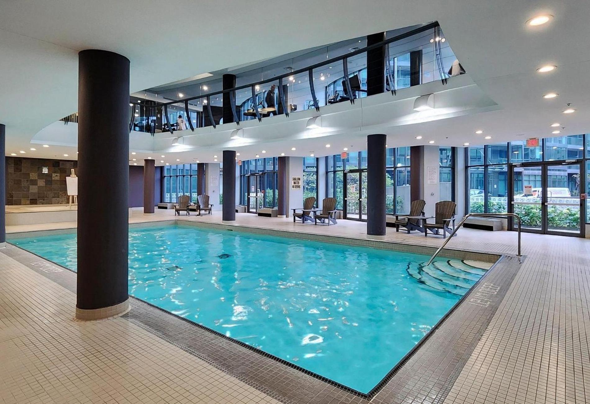 טורונטו 2 Bedroom Waterfront Condo Downtown W/ Free Parking מראה חיצוני תמונה