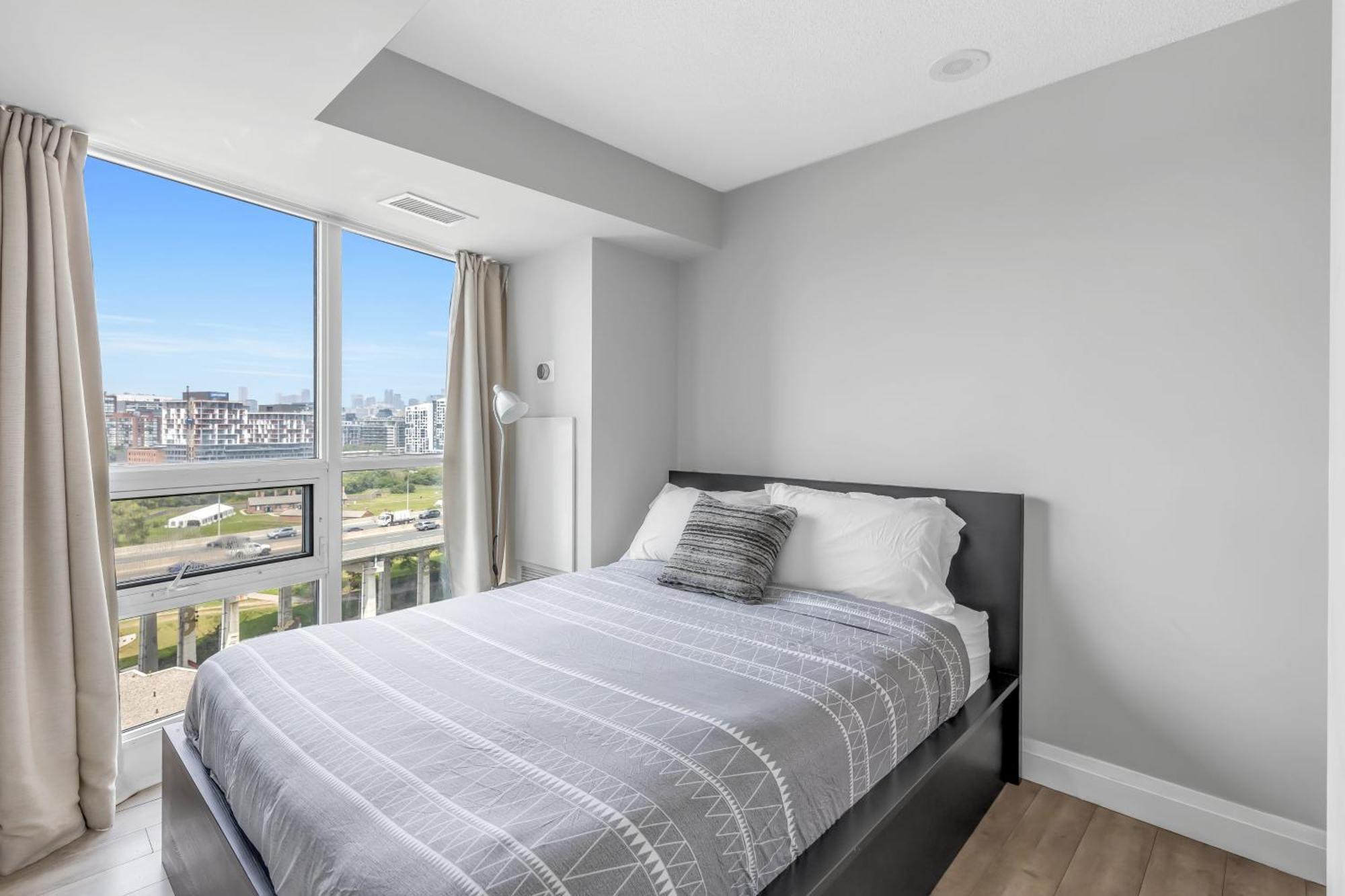 טורונטו 2 Bedroom Waterfront Condo Downtown W/ Free Parking מראה חיצוני תמונה